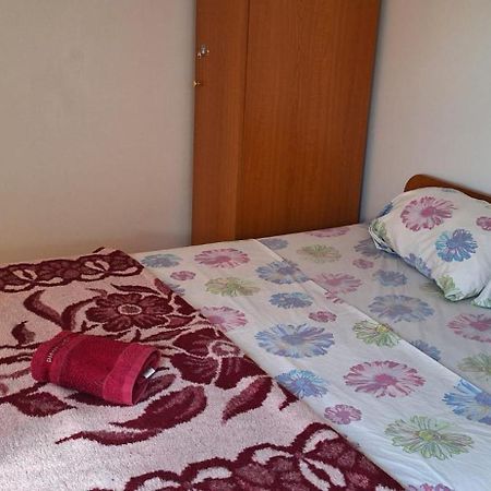Apartments Seven Castles Kastela Luaran gambar