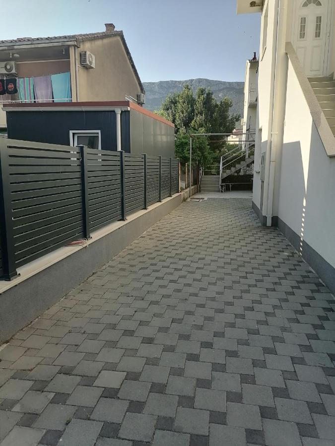 Apartments Seven Castles Kastela Luaran gambar