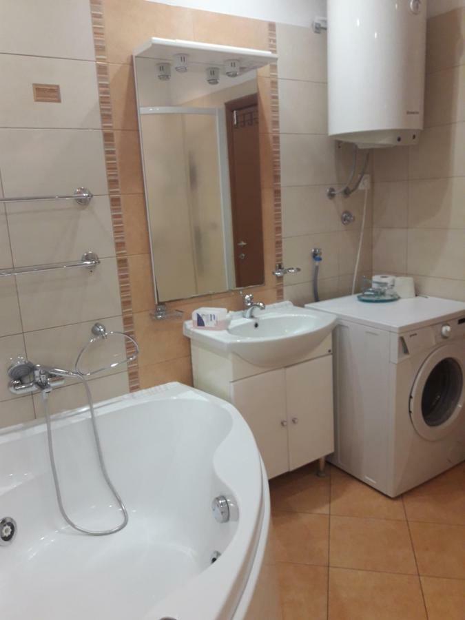 Apartments Seven Castles Kastela Luaran gambar